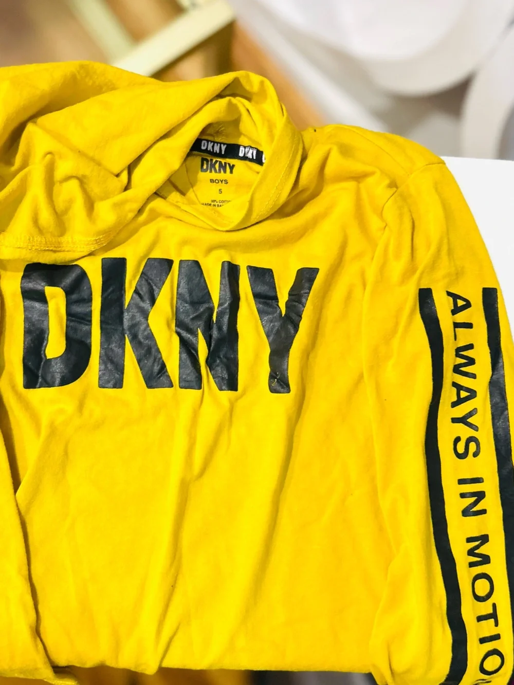 💛 Boys Bundle – 5 Shirts (Size 5years/6 years)